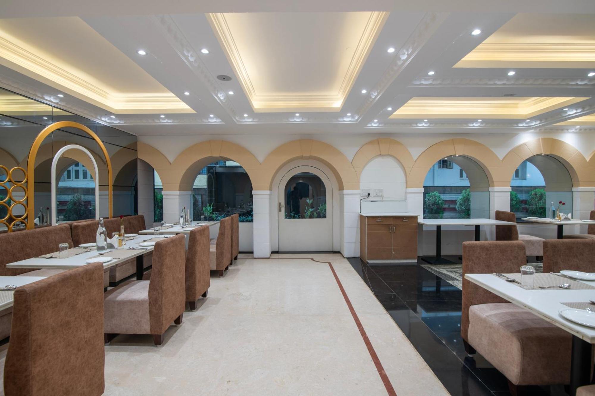 העיר בנגלור Hyde Park Hotel מראה חיצוני תמונה